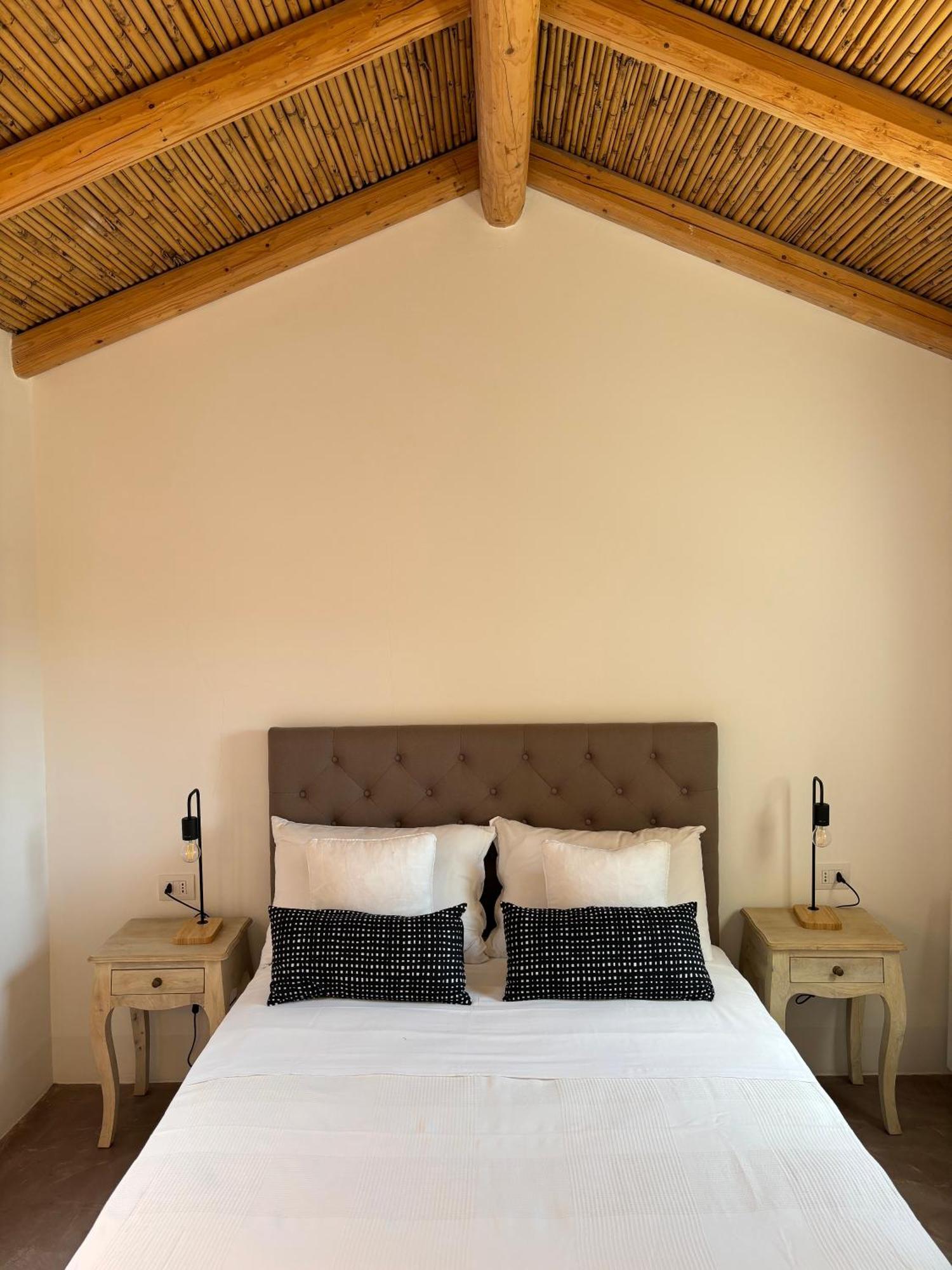 Alora Boutique Suites Lecce Exterior foto
