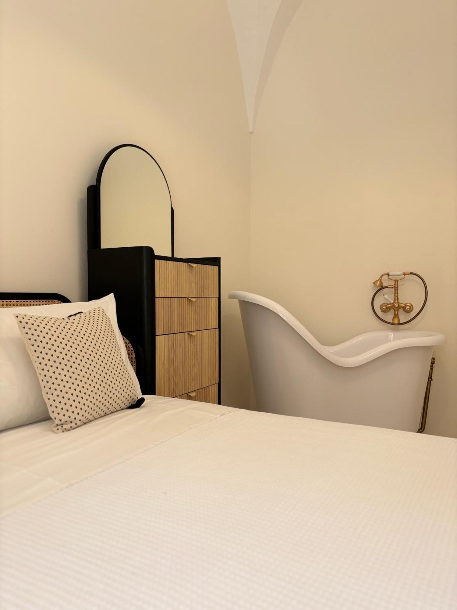 Alora Boutique Suites Lecce Exterior foto