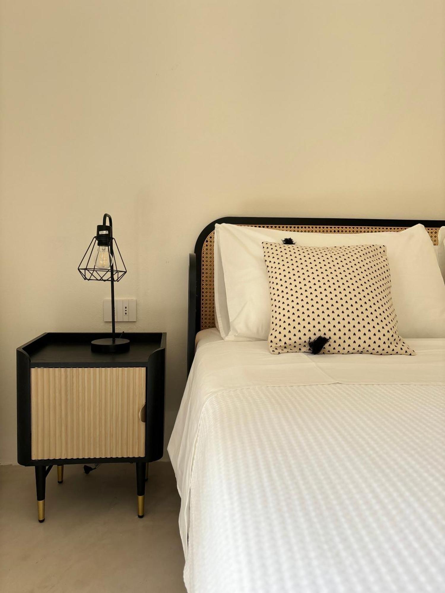 Alora Boutique Suites Lecce Exterior foto